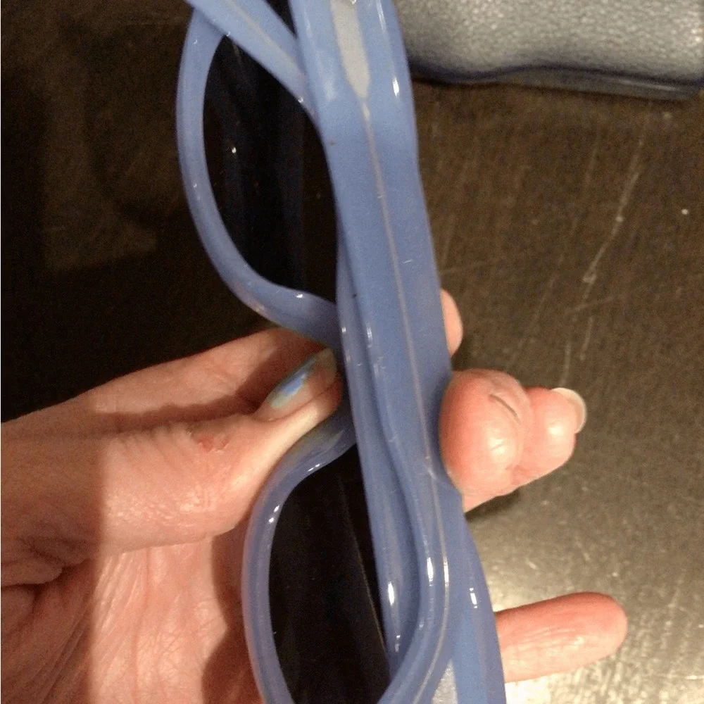 NEW!mrare Quay Cornflower Powder Blue Oval Sunglasses felt cute
